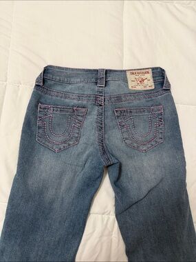 True Religion Women's Medium Blue Skinny Jeans with Pink Stitching